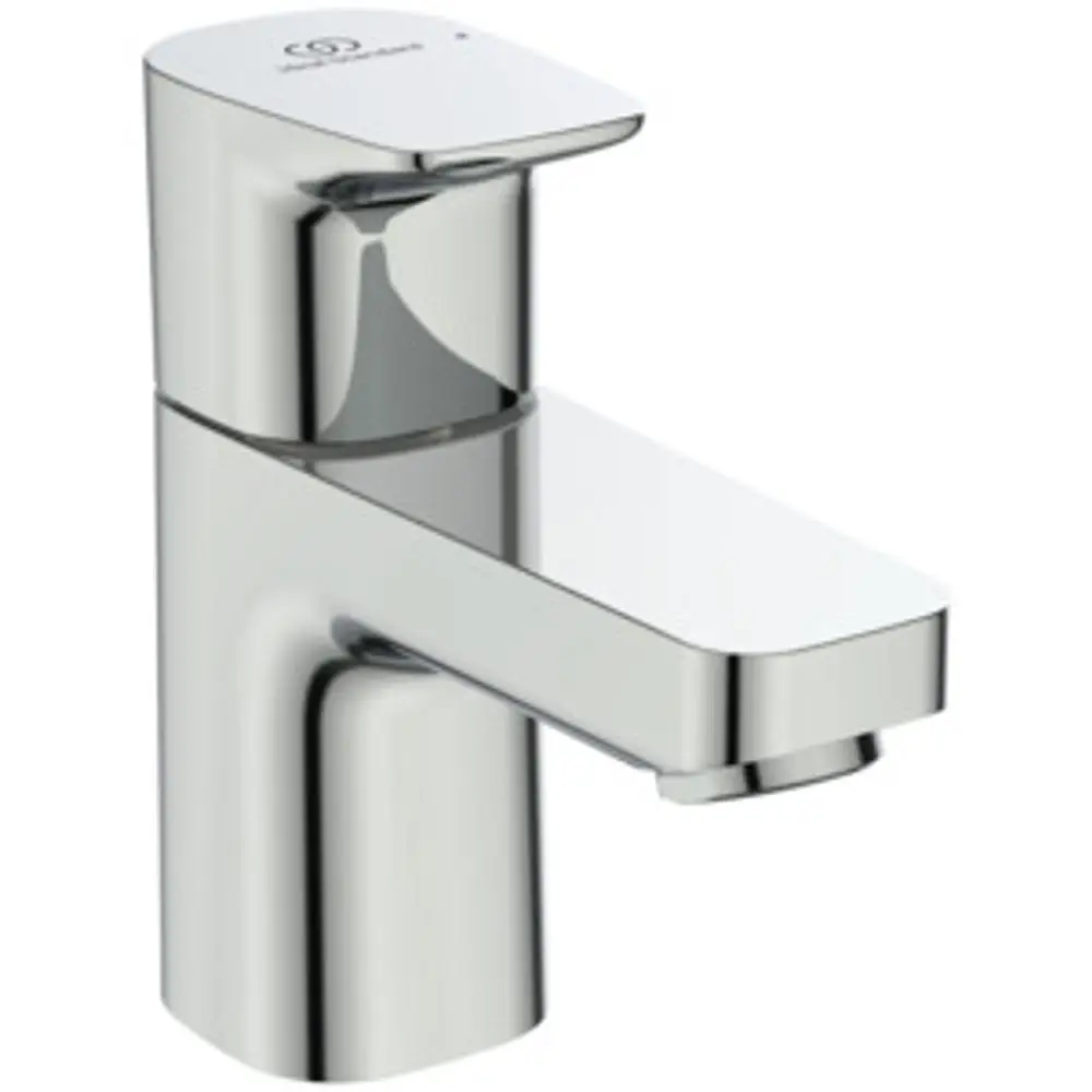 Chromfarbener Standventil von Ideal Standard mit flacher Bedienfläche und Auslauf. Minimalistisches Design für Badezimmeranwendungen.